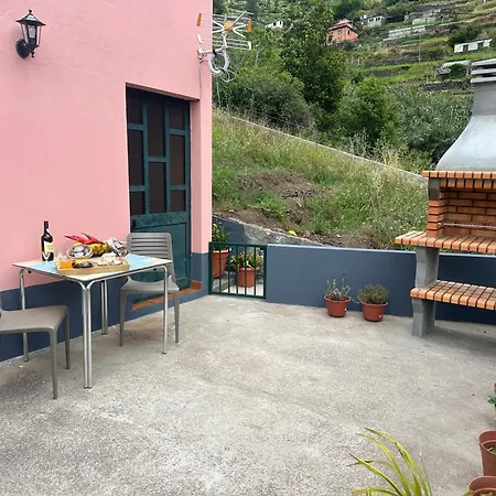 Hébergement de vacances Casa Rosa Ribeira Brava