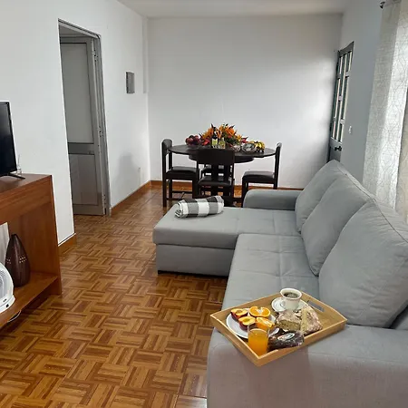 Casa Rosa Ribeira Brava