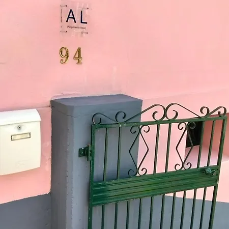 Casa Rosa Ribeira Brava