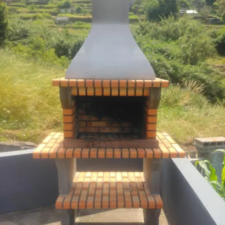 Casa Rosa Ribeira Brava