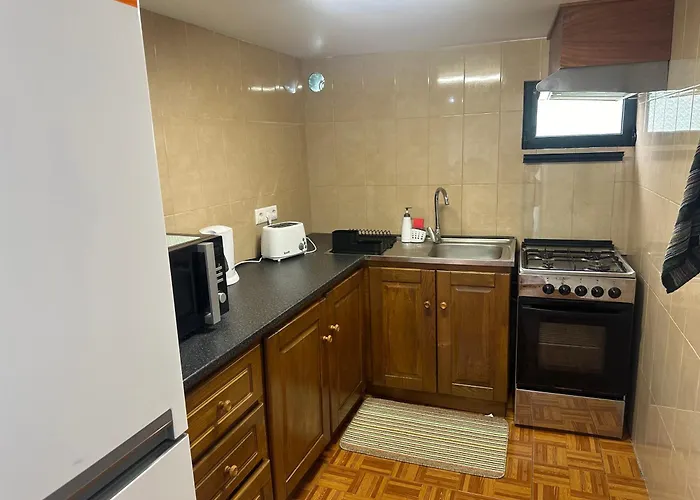 Casa Rosa Ribeira Brava